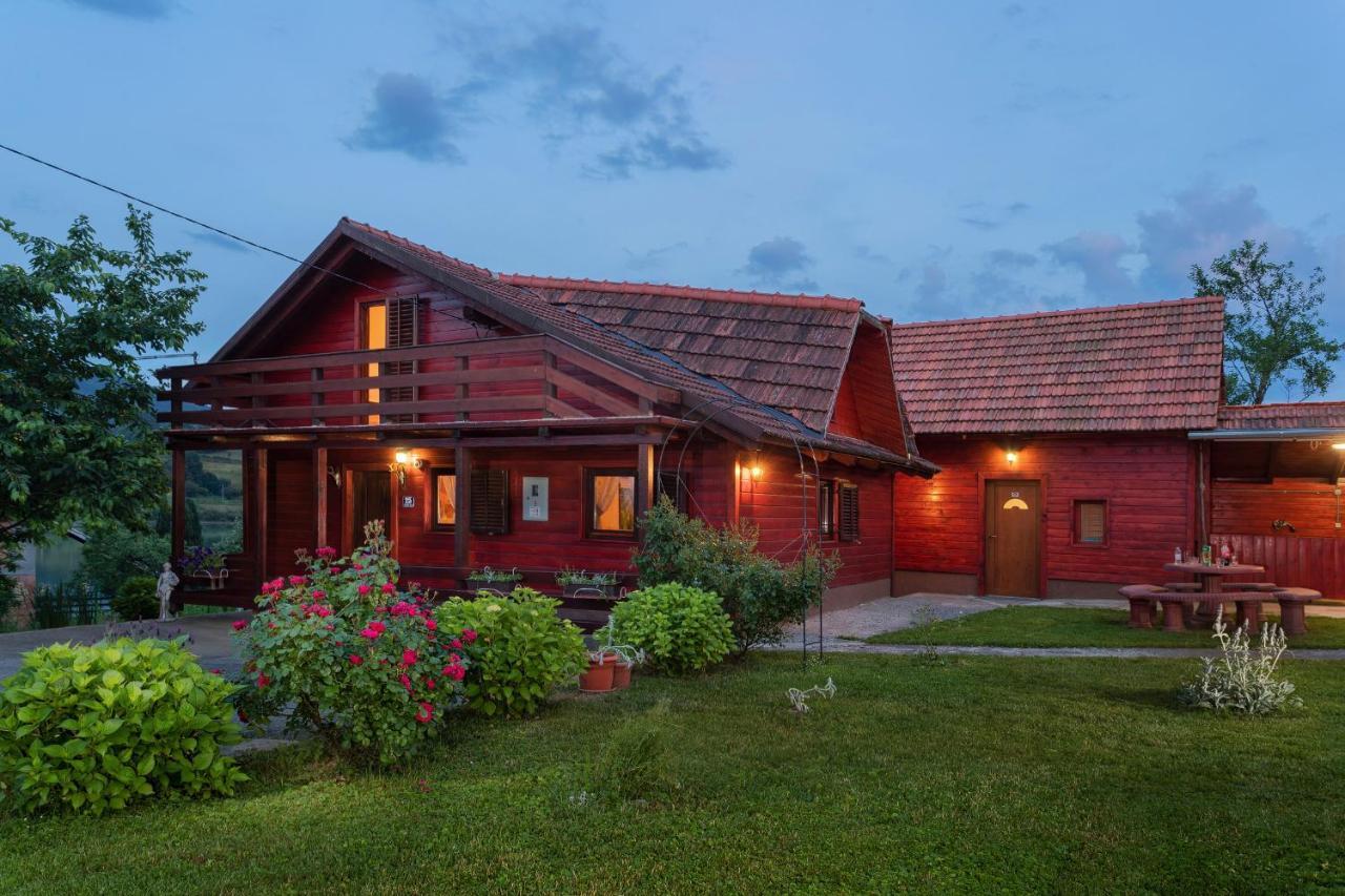 Kuca Za Odmor Jezero Villa โอกูลิน ภายนอก รูปภาพ