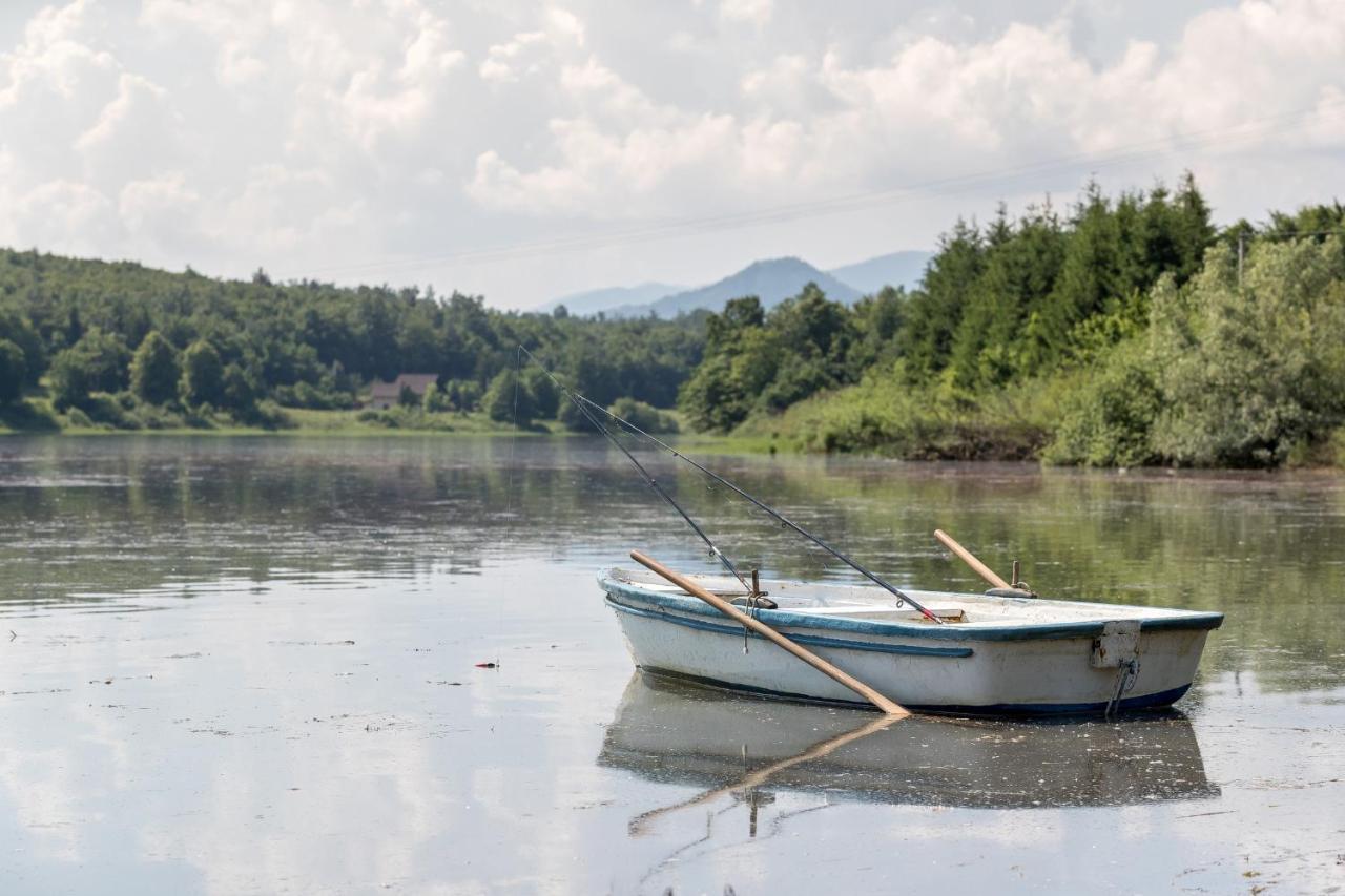 Kuca Za Odmor Jezero Villa โอกูลิน ภายนอก รูปภาพ