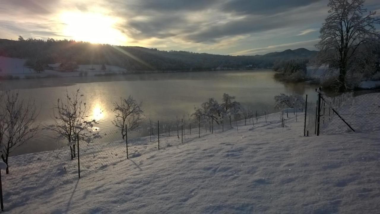 Kuca Za Odmor Jezero Villa โอกูลิน ภายนอก รูปภาพ