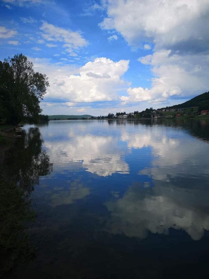 Kuca Za Odmor Jezero Villa โอกูลิน ภายนอก รูปภาพ