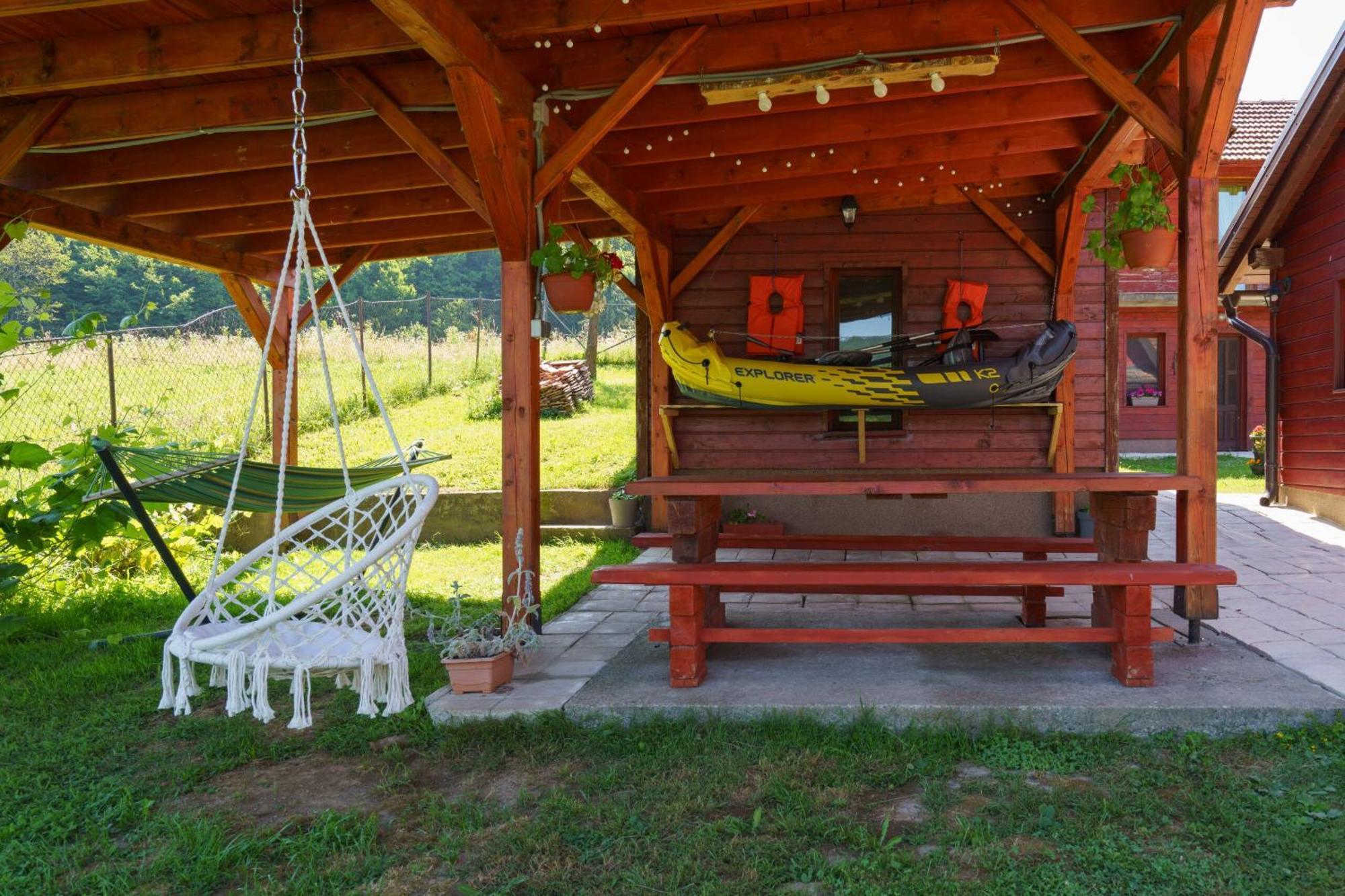 Kuca Za Odmor Jezero Villa โอกูลิน ภายนอก รูปภาพ