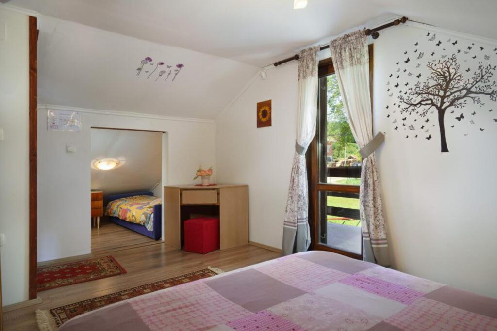 Kuca Za Odmor Jezero Villa โอกูลิน ภายนอก รูปภาพ