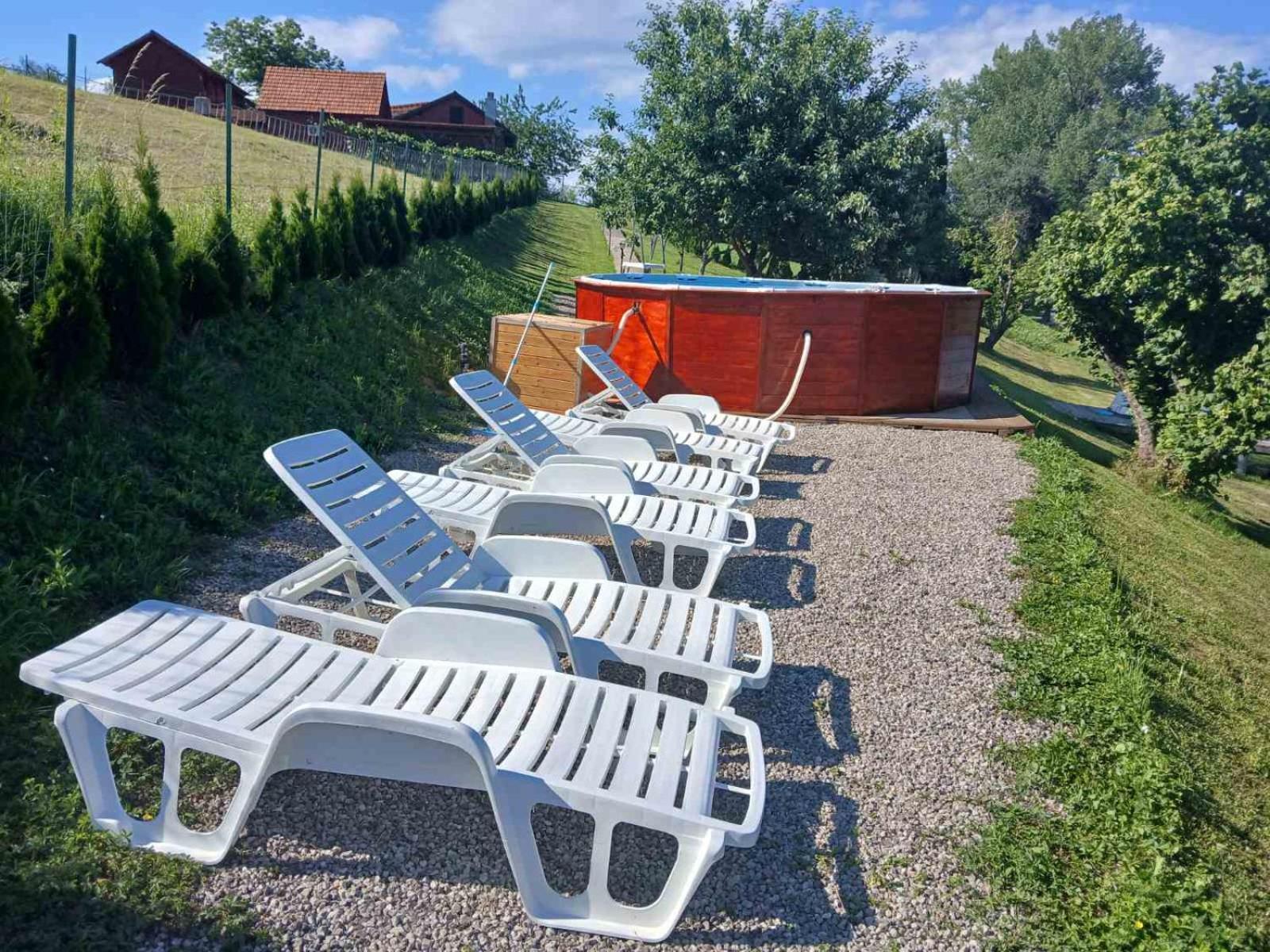 Kuca Za Odmor Jezero Villa โอกูลิน ภายนอก รูปภาพ